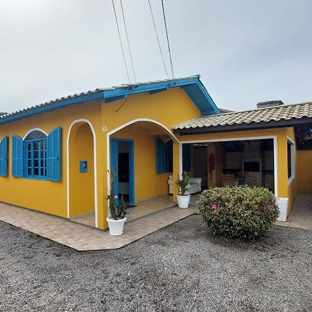 Casa 300M Da Praia Com Lindo Jardim! Florianopolis Bagian luar foto